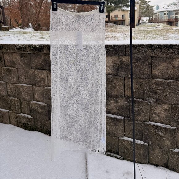 Urban Outfitters White Lace Maxi Skirt - Picture 2 of 7